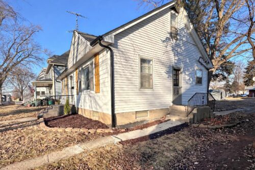 232 S Genoa Street, Genoa, IL