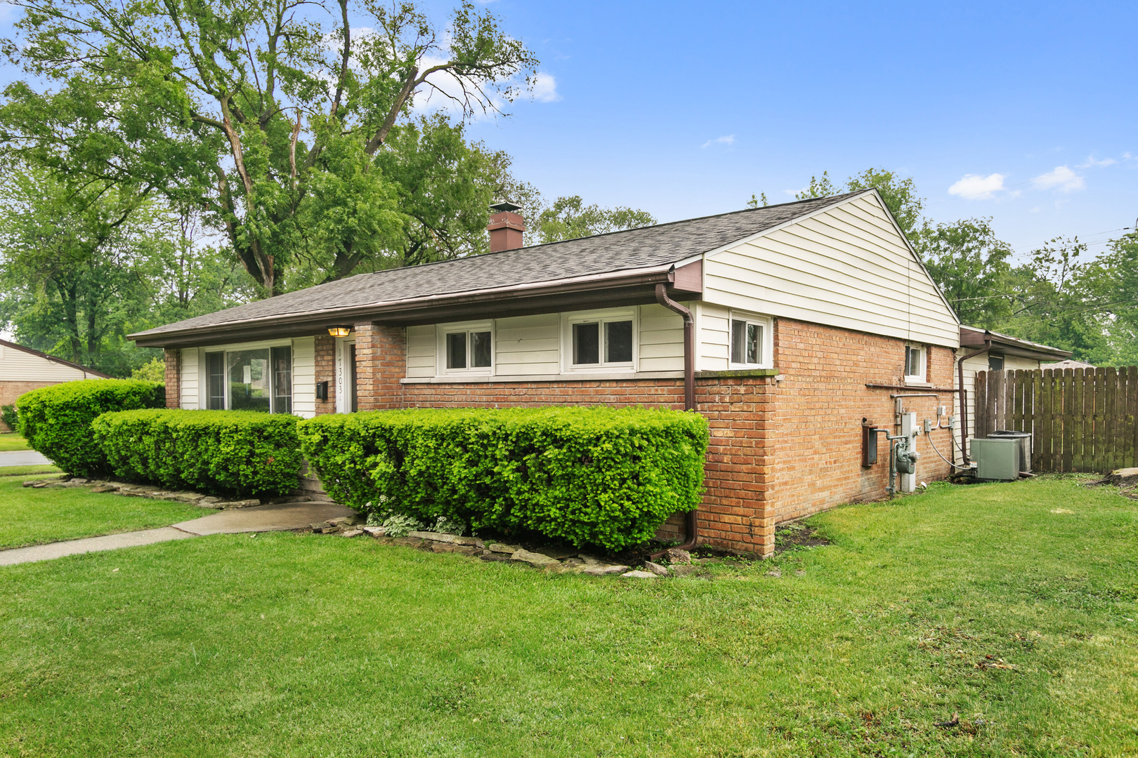 17303 Chicago Avenue, Lansing, IL