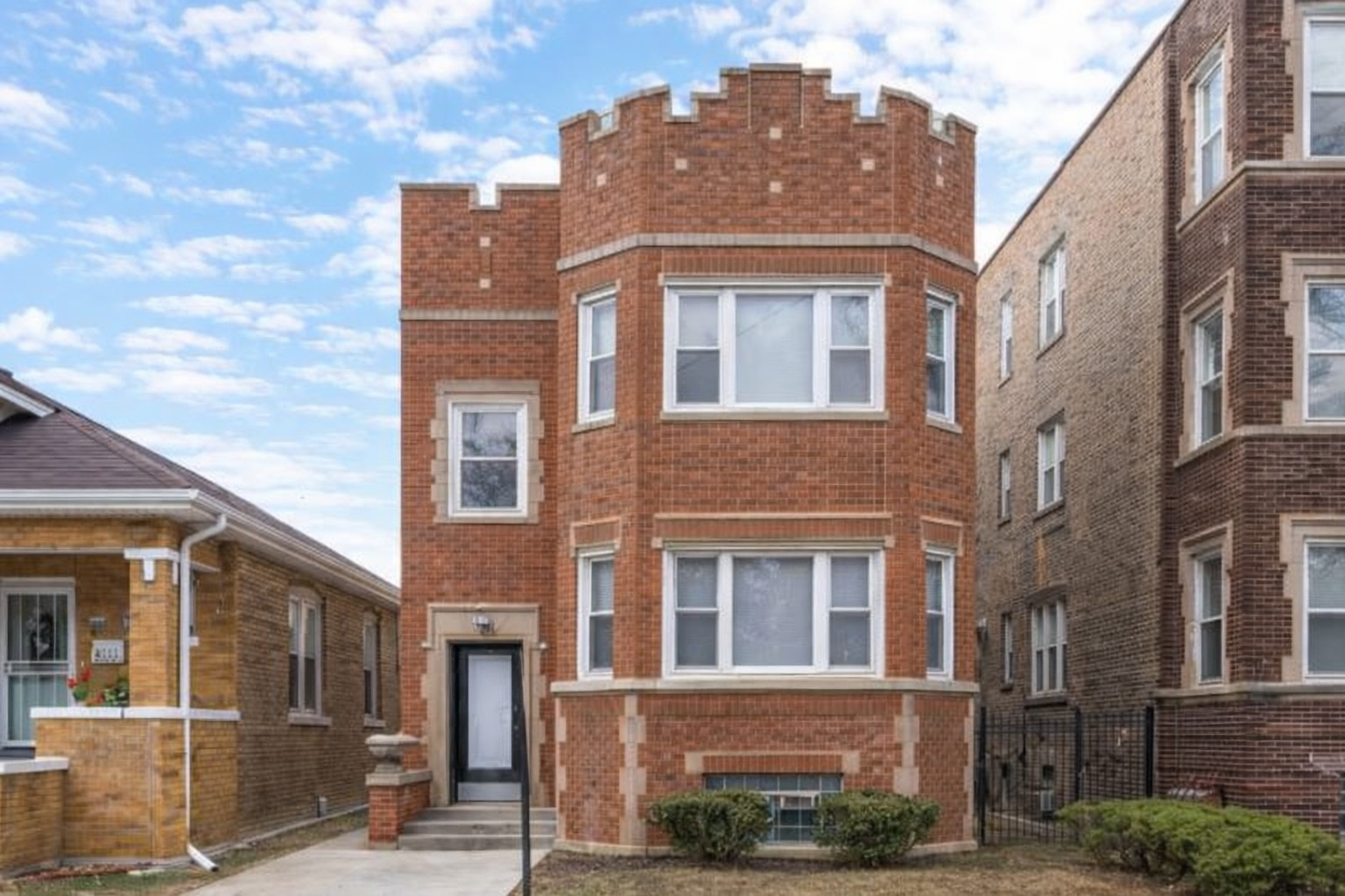 8210 S Justine Street, Chicago, IL