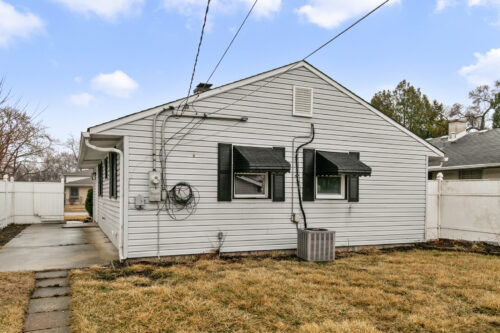 15332 Dante Avenue, Dolton, IL