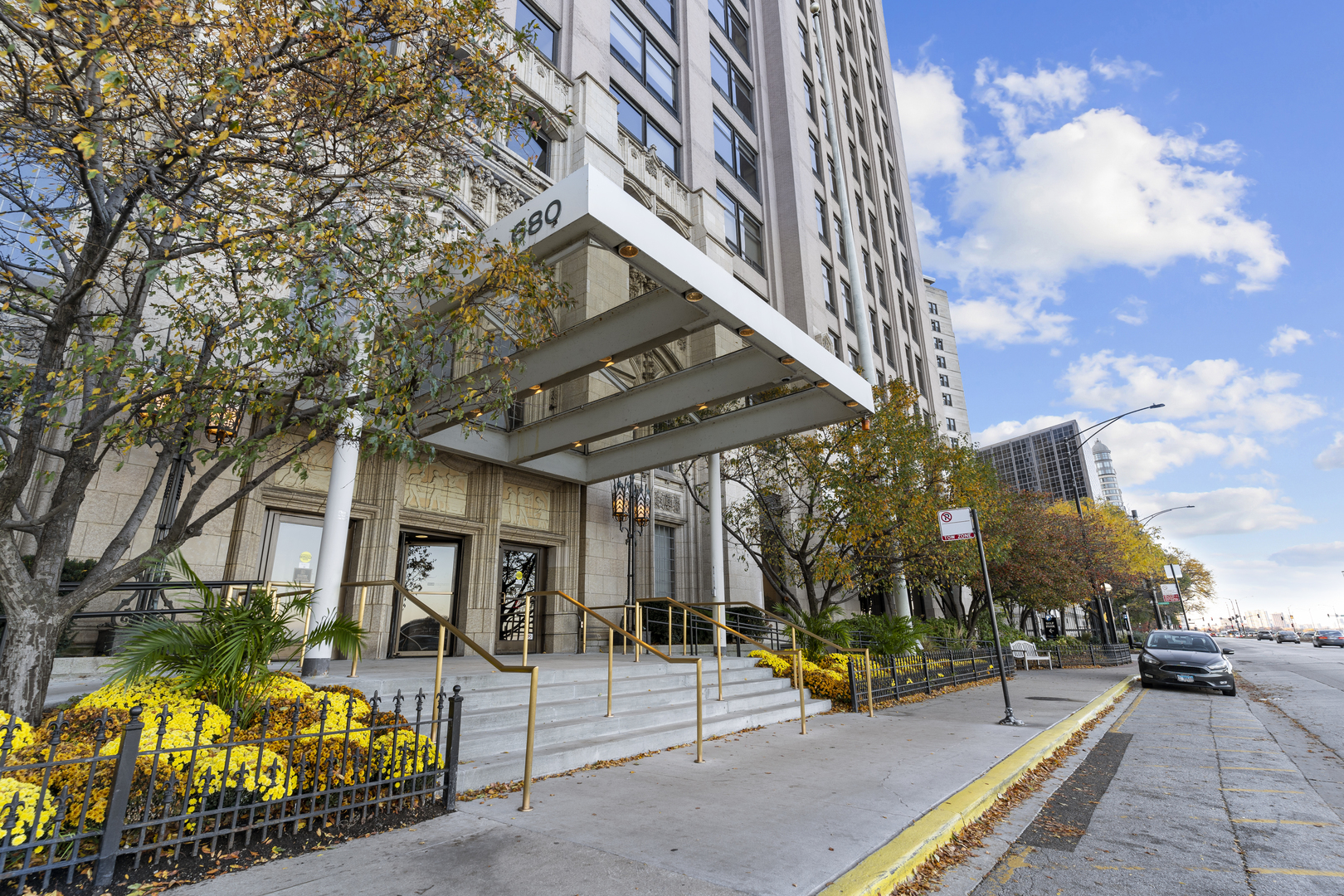 680 N Lake Shore Drive #1103, Chicago, IL