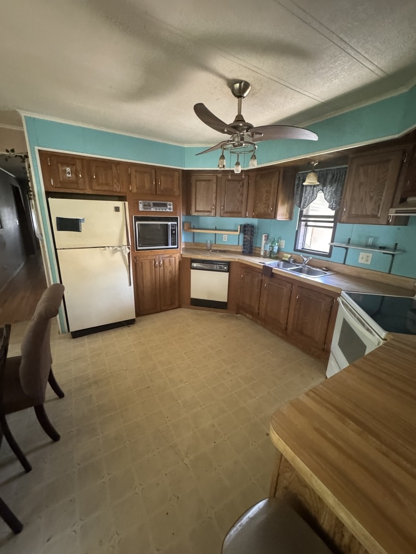 8800 S Harlem Avenue #2311, Bridgeview, IL