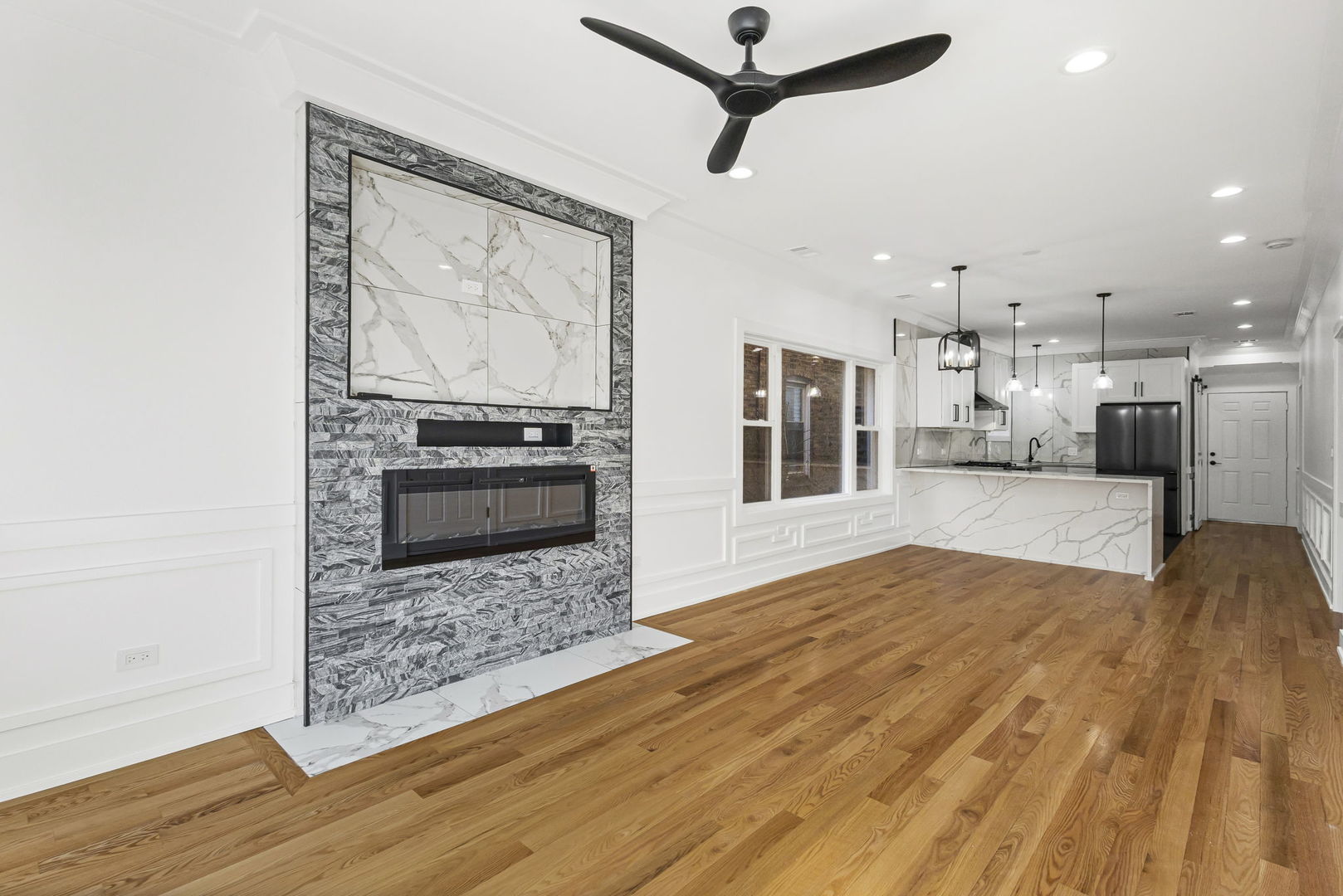 3934 N Sawyer Avenue #1, Chicago, IL