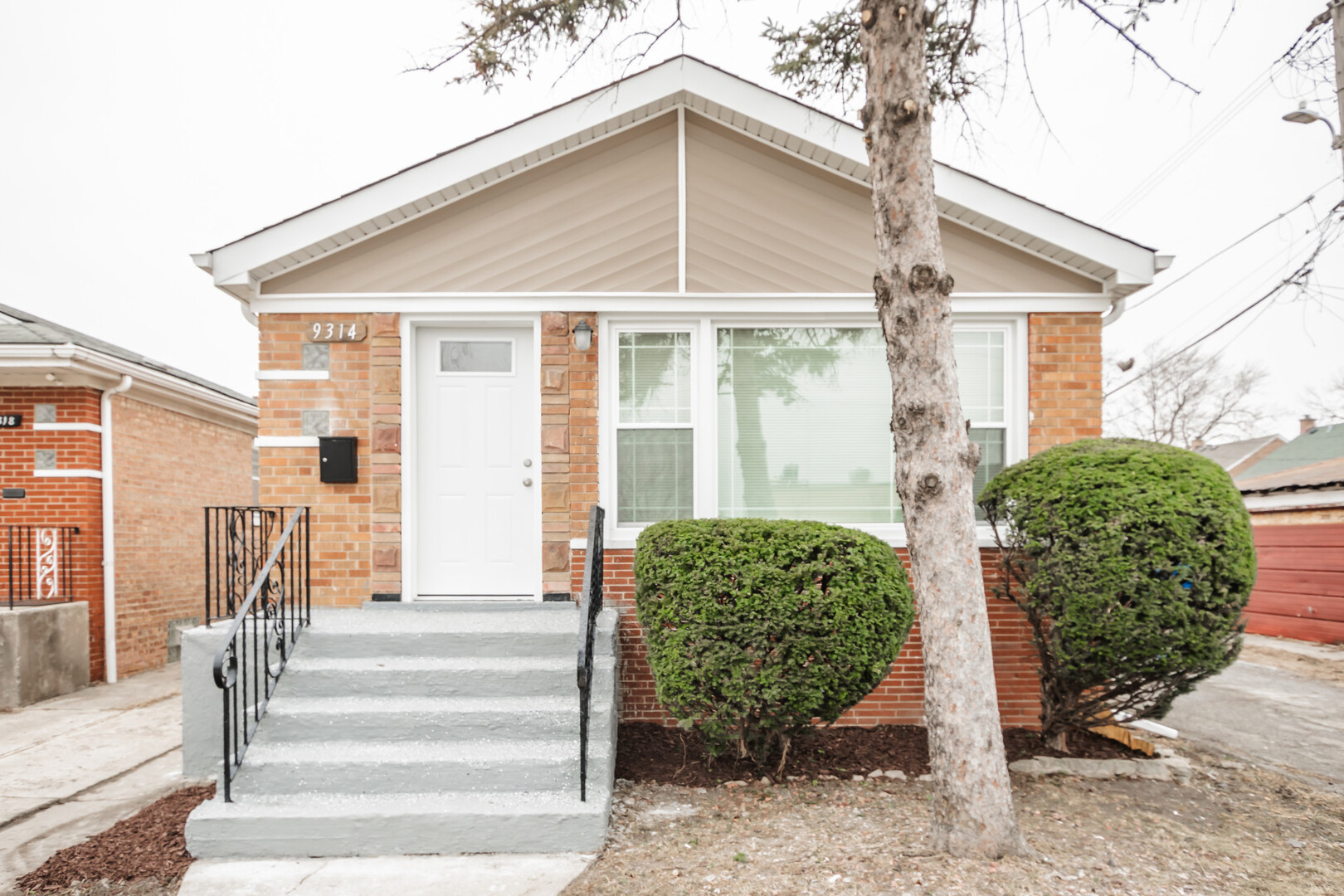 9314 S Vincennes Avenue, Chicago, IL