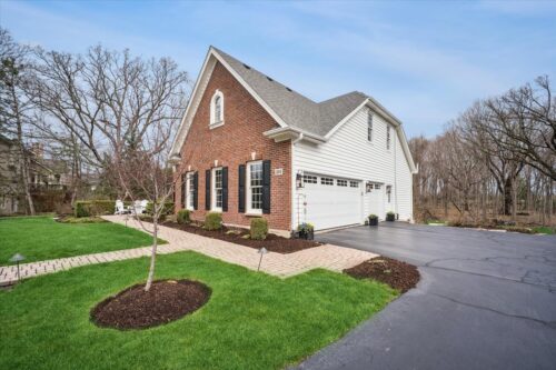 504 Oxmoor Court, St. Charles, IL