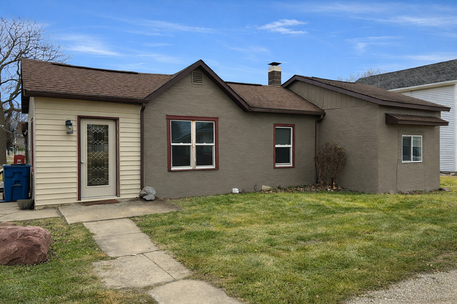 130 S Iowa Avenue, Ladd, IL