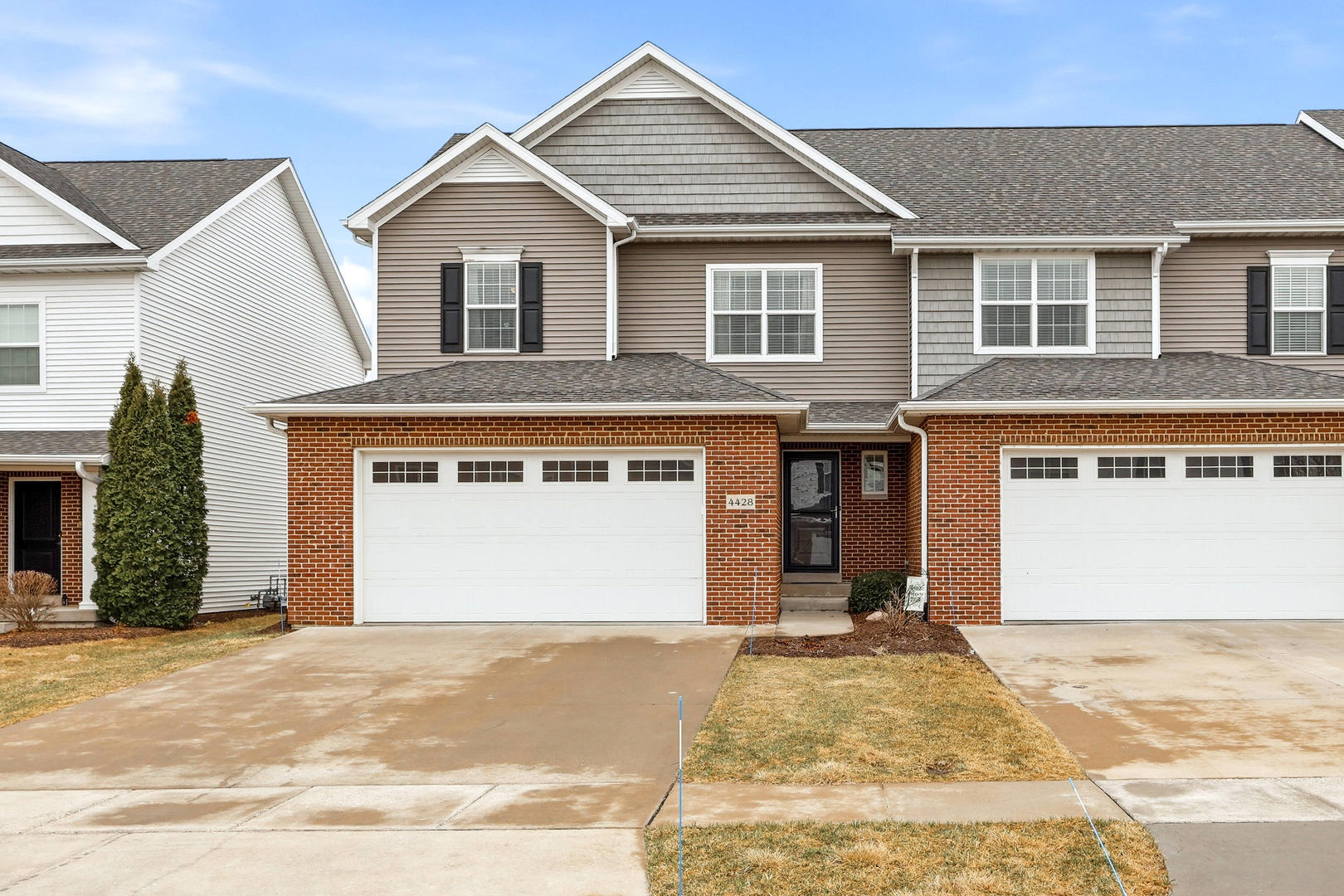 4428 Slate Creek Drive, Bettendorf, IA
