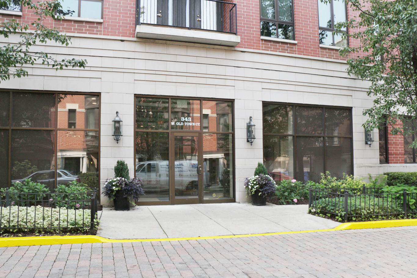 343 W Old Town Court #708, Chicago, IL