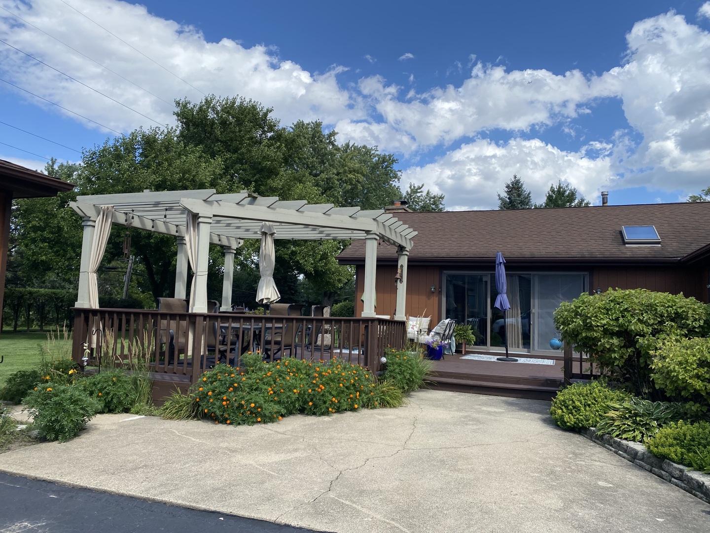 16 Robert Avenue, Prospect Heights, IL