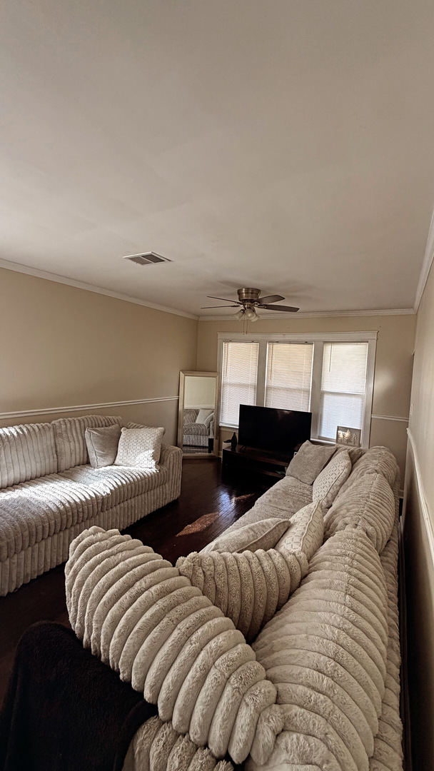 10529 S Perry Avenue, Chicago, IL