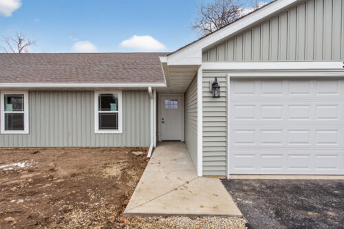 301 W South Street #301, Durand, IL