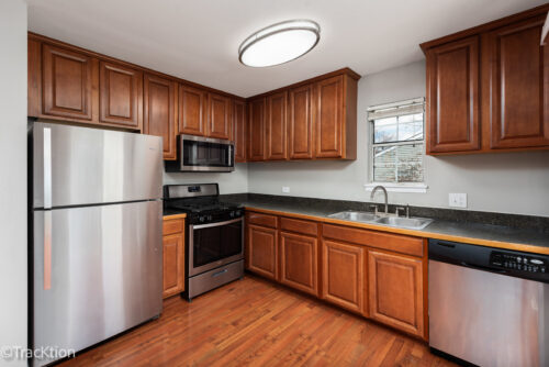 549 E Shag Bark Lane #E, Streamwood, IL