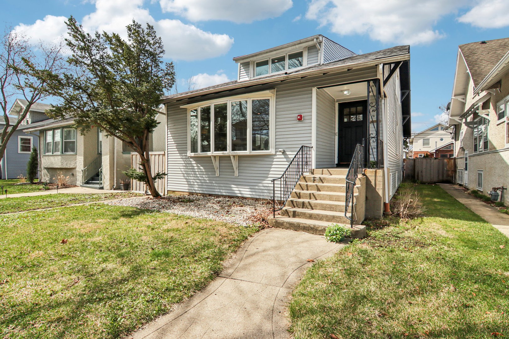 839 N Harvey Avenue, Oak Park, IL