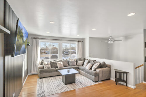 1809 Maplewood Court, Lindenhurst, IL