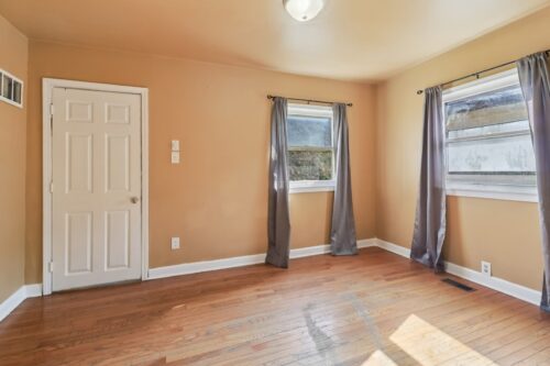 611 Golfview Drive, Round Lake Beach, IL