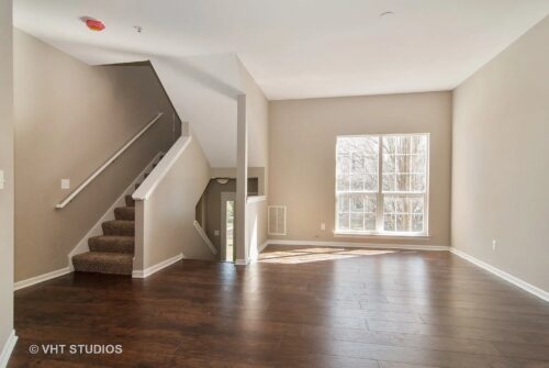 1325 Chestnut Lane, Yorkville, IL