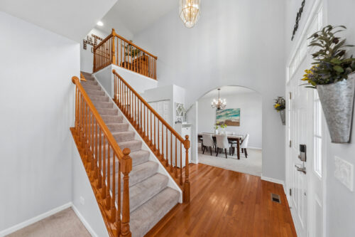 305 Hampton Road, Sugar Grove, IL