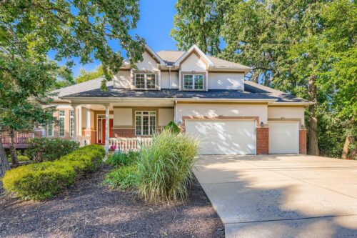 6441 Blackhawk Trail, Indian Head Park, IL