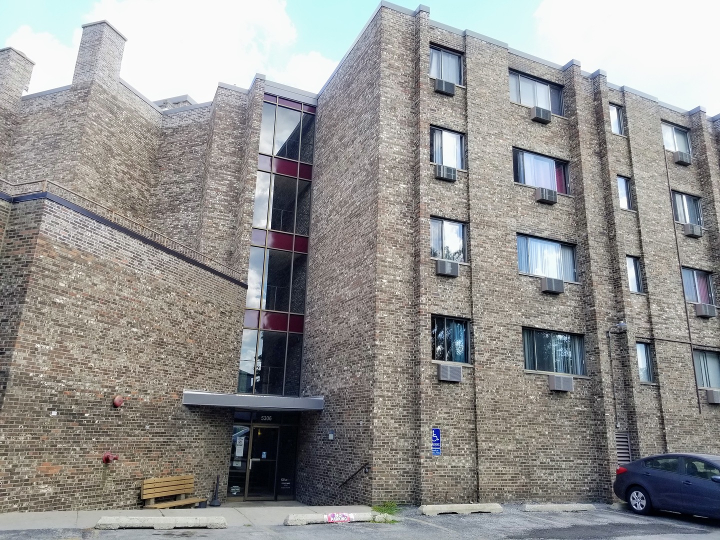 5306 N Cumberland Avenue #507, Chicago, IL