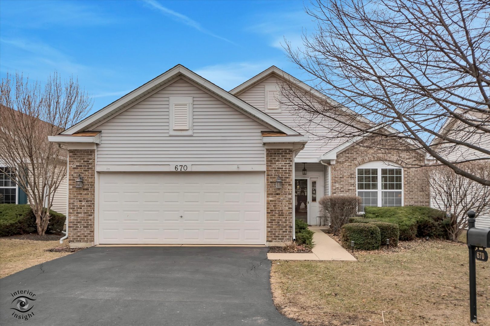 670 S Wellston Lane, Romeoville, IL