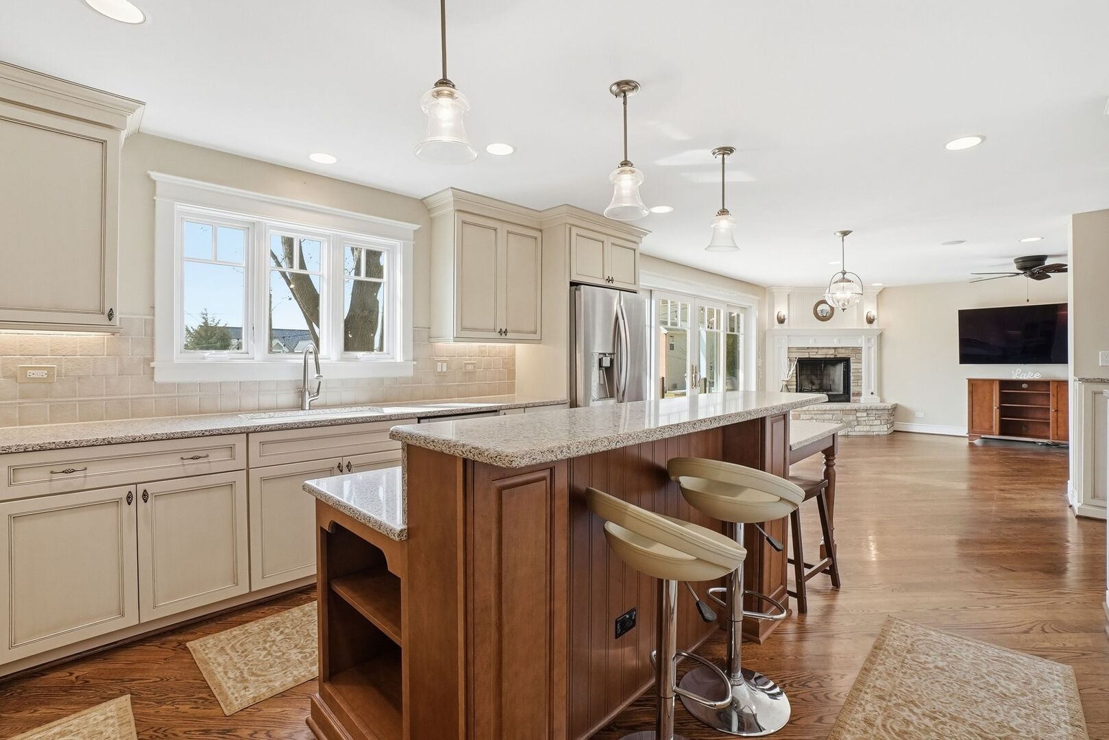 25817 W Cook Street, Wauconda, IL