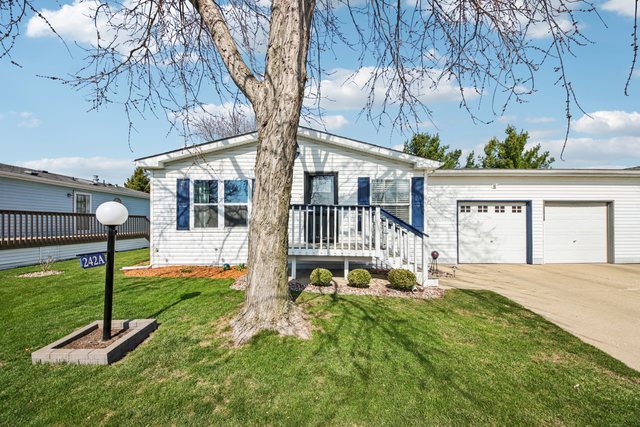242 Meadowlark Lane #A, Sandwich, IL