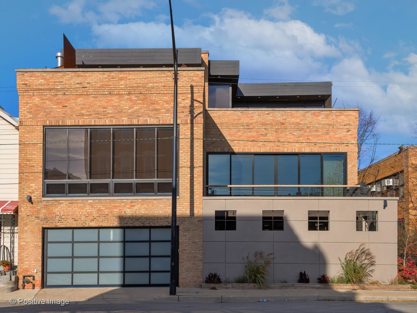 1302 W Erie Street, Chicago, IL