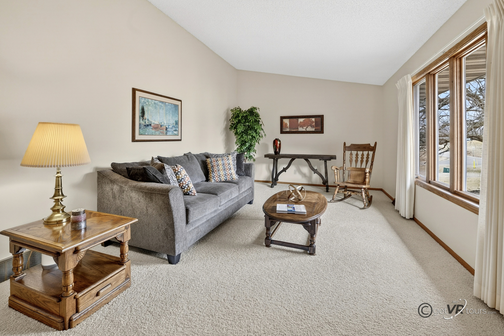 1898 Delmar Drive, Freeport, IL