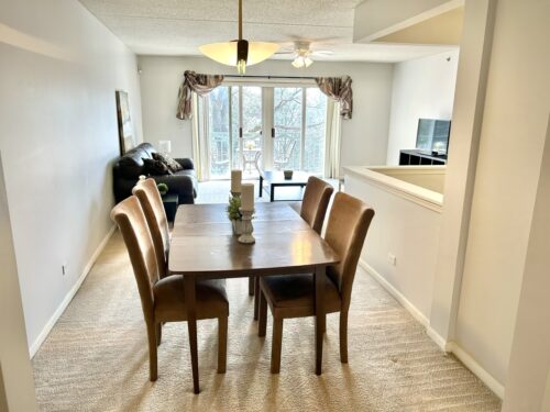 710 Creekside Drive #310, Mount Prospect, IL