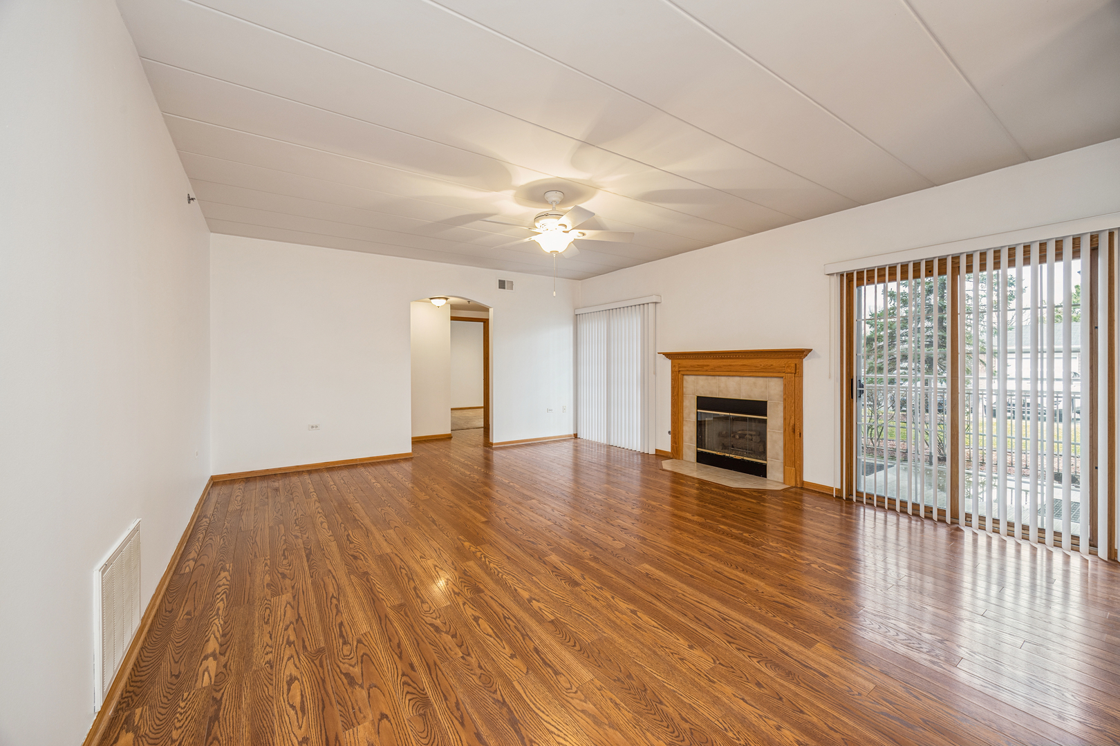 11555 Settlers Pond Way #1A, Orland Park, IL