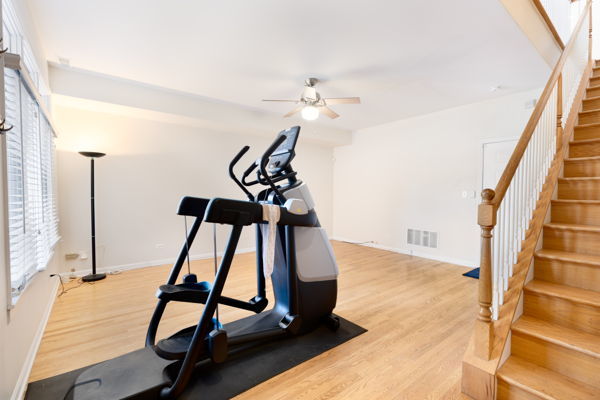 1033 Lincoln Trail, Oak Park, IL