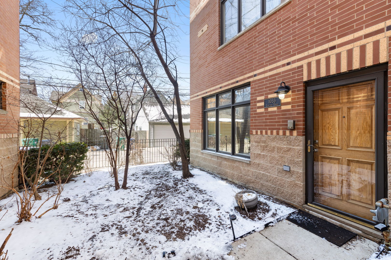 1033 Lincoln Trail, Oak Park, IL
