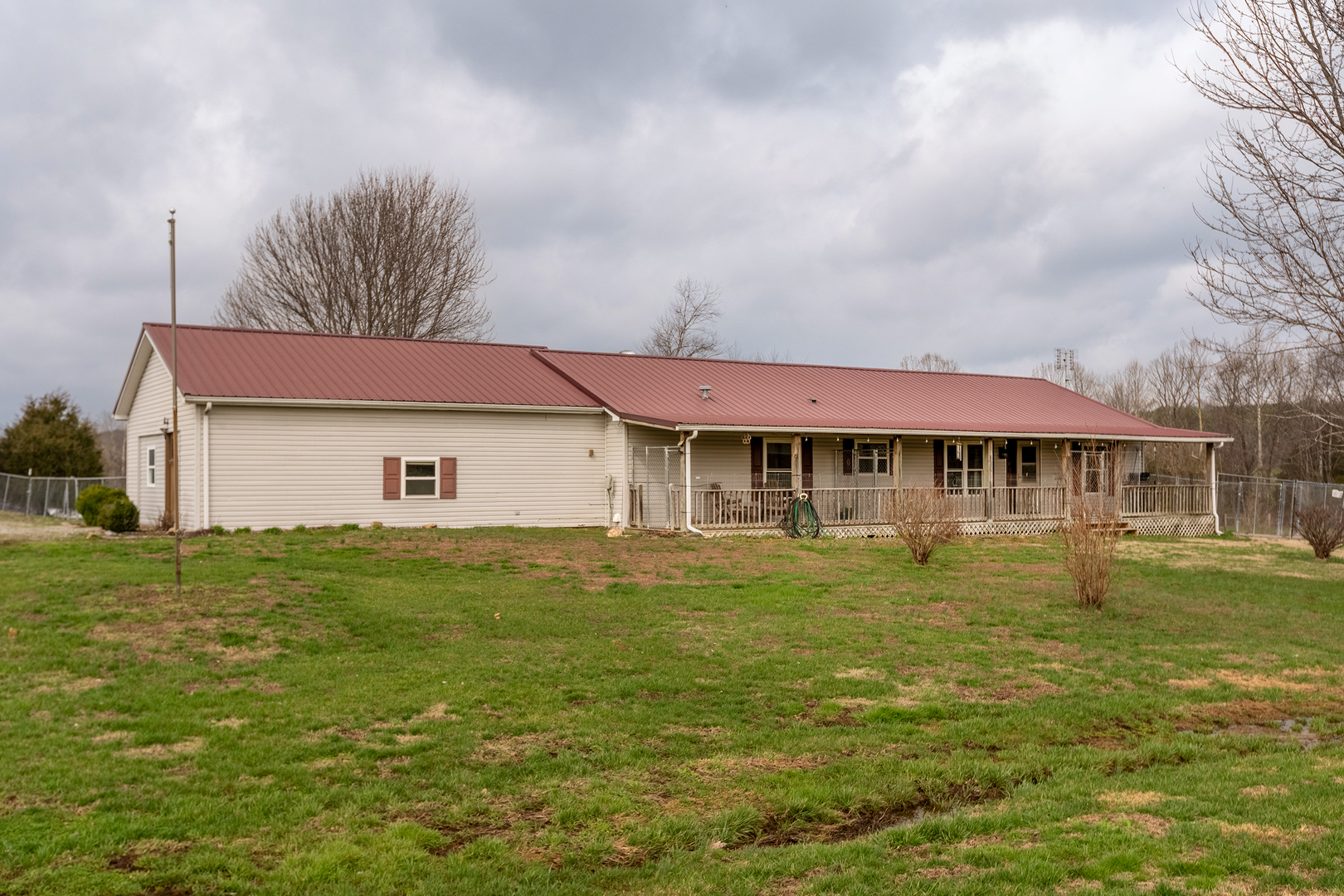 147 Hazel Road, Simpson, IL