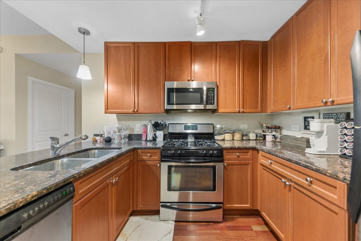 1400 S Michigan Avenue #2405, Chicago, IL