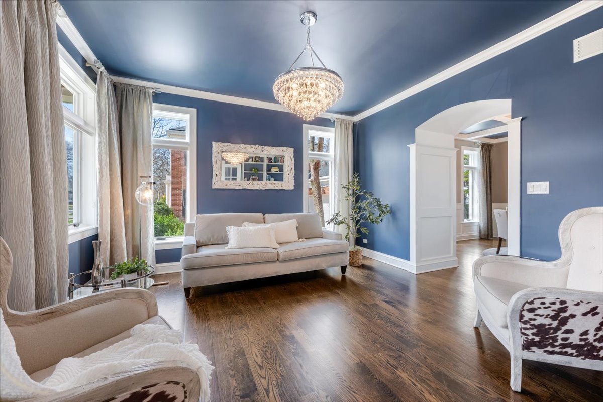 1148 Isabella Street, Wilmette, IL