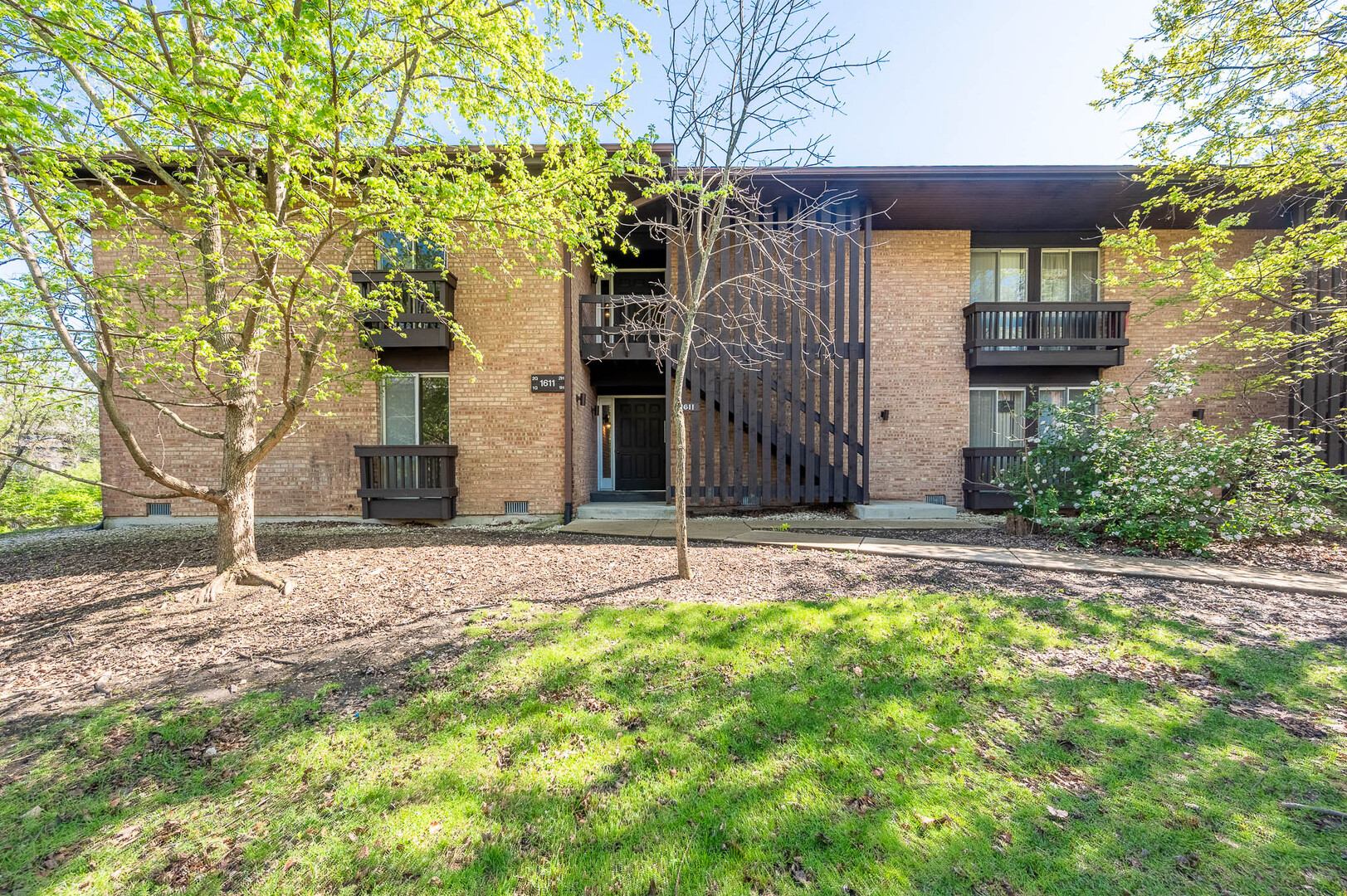 1611 Maple Terrace #113-1G, Lisle, IL