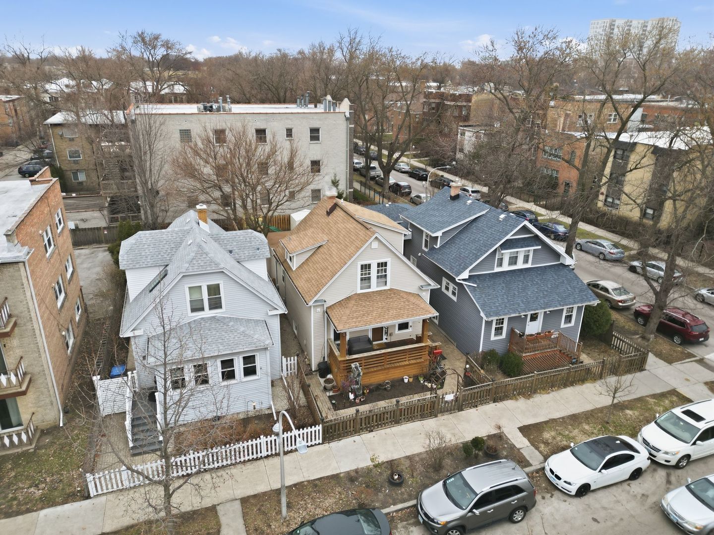 1942 W Fargo Avenue, Chicago, IL