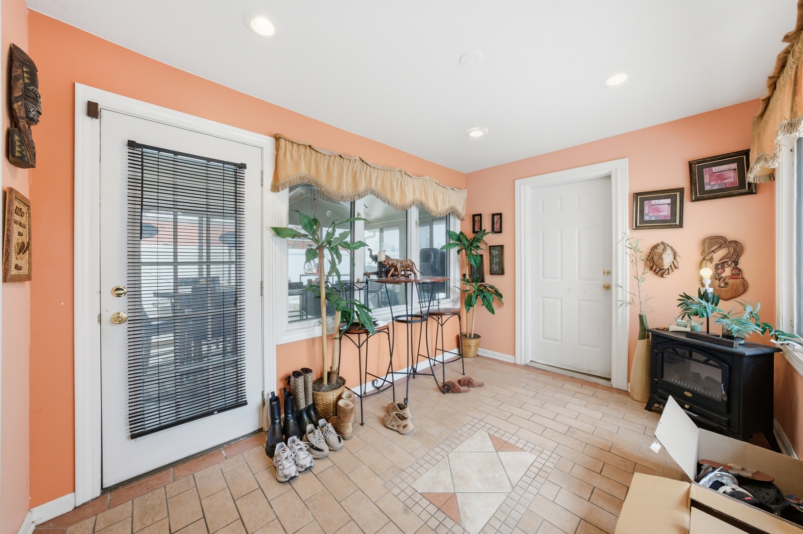 702 E 162nd Place, South Holland, IL