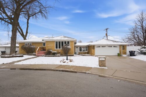 702 E 162nd Place, South Holland, IL