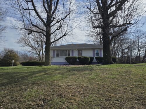 909 S Jackson Street, Mcleansboro, IL