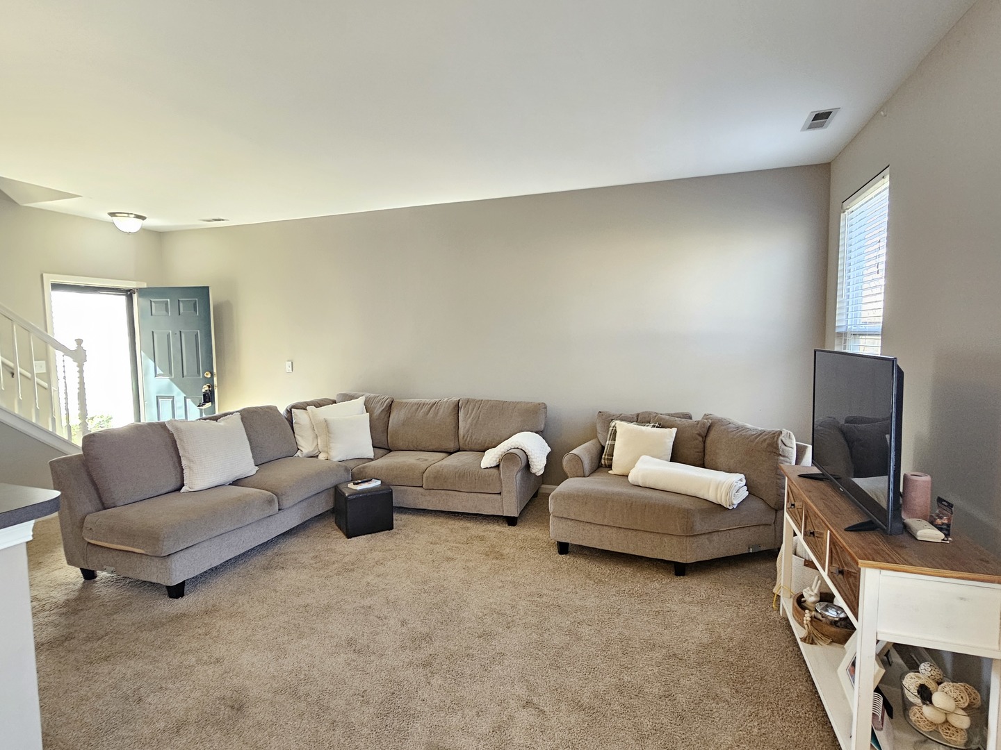 4012 BLACKSTONE Drive, Aurora, IL