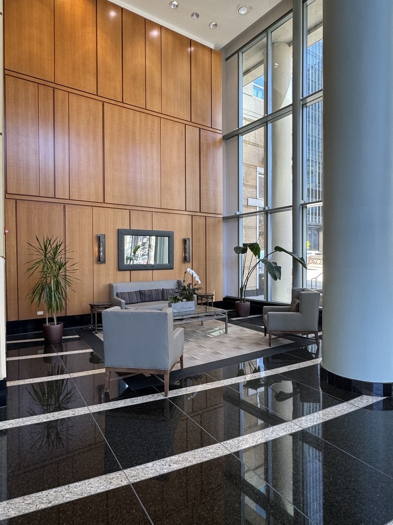 345 N LaSalle Drive #801, Chicago, IL