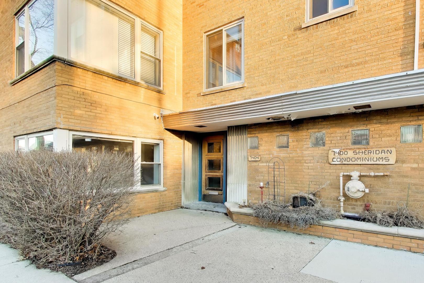 7404 N Sheridan Road #G, Chicago, IL