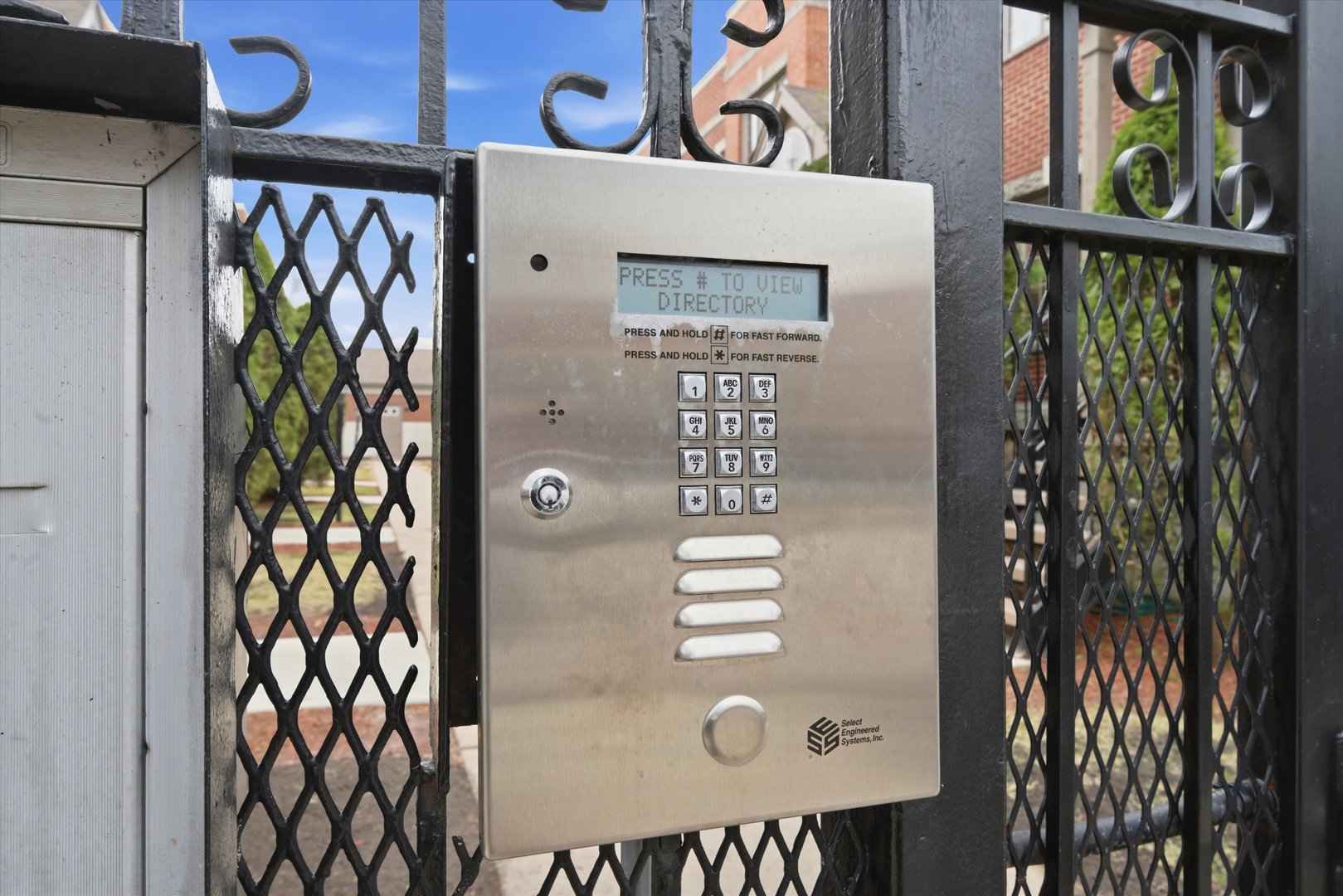 424 E Oakwood Boulevard #5, Chicago, IL