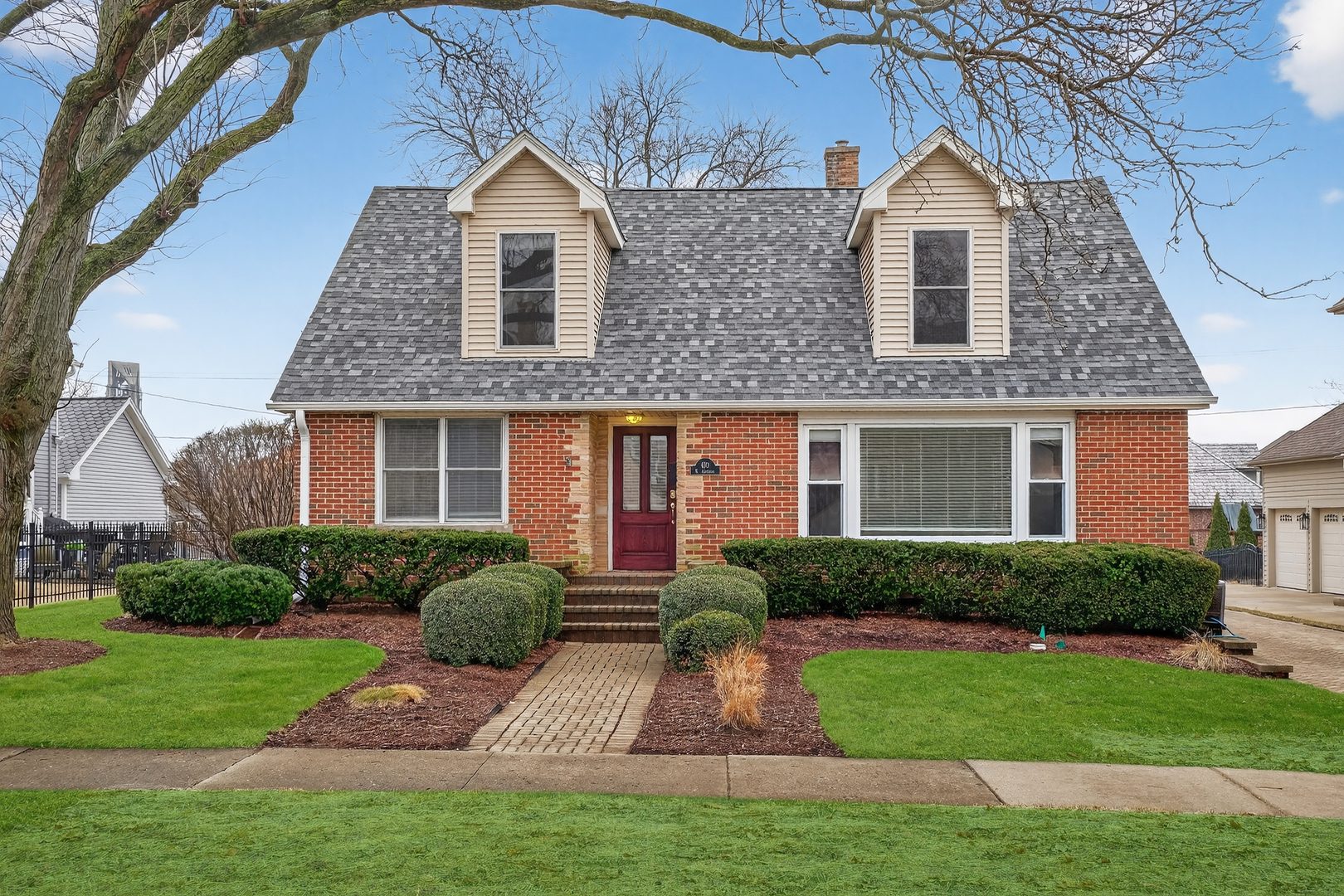 610 W Jefferson Avenue, Naperville, IL