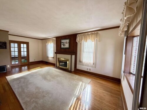 2340 7TH Street, East Moline, IL