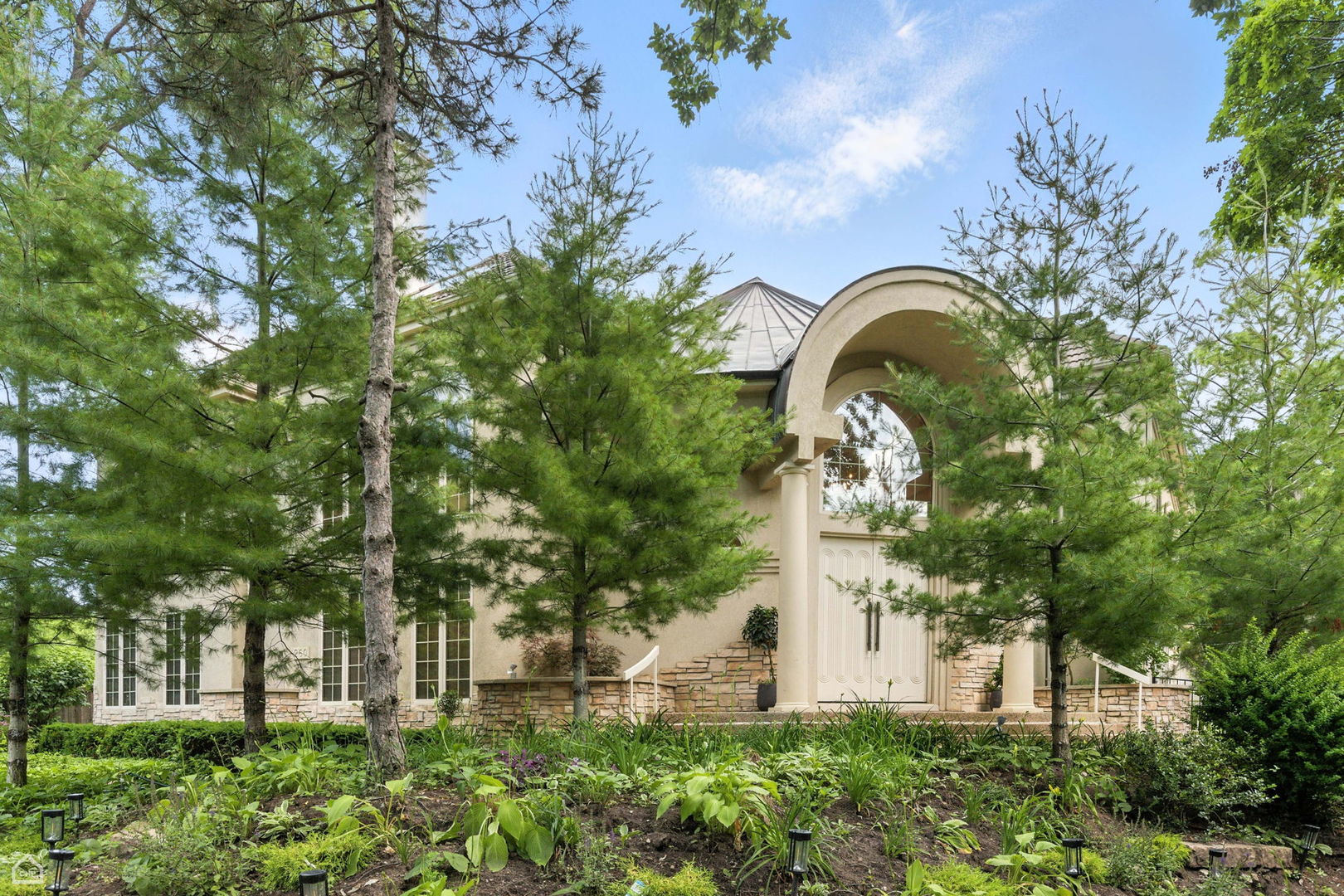 260 Beech Street, Highland Park, IL