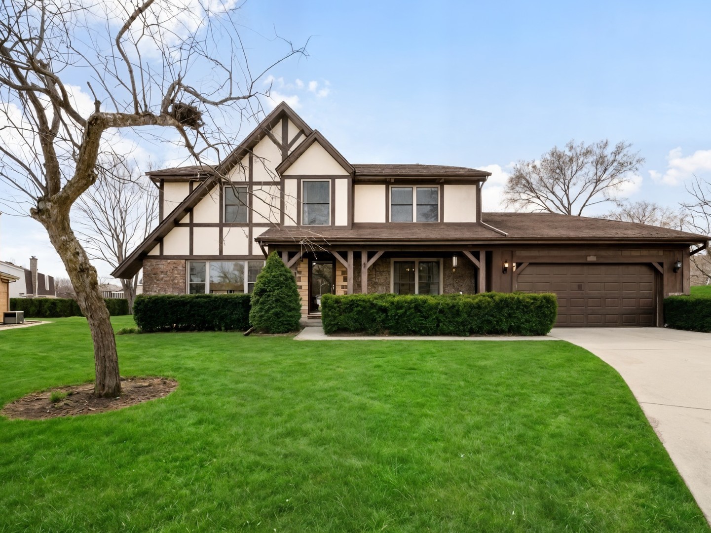 1341 Trinity Place, Libertyville, IL
