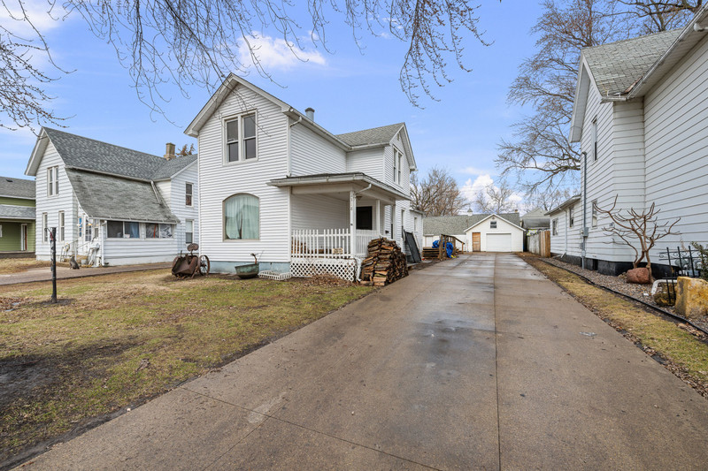 318 2nd Avenue, Clinton, IA