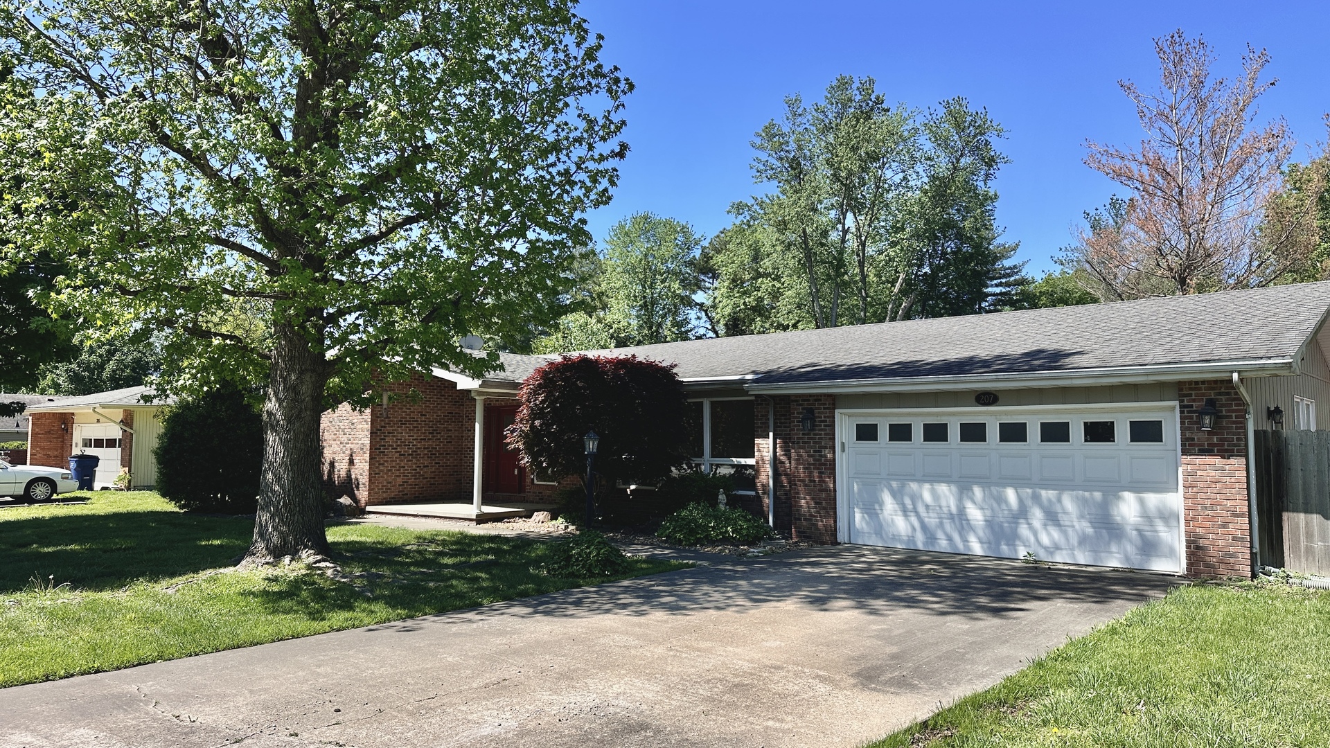 207 N Illinois Avenue, West Frankfort, IL